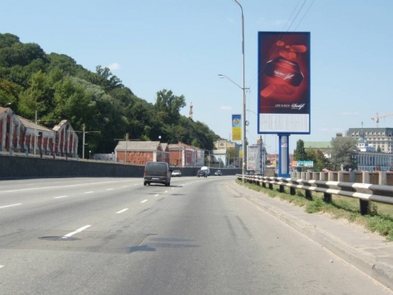 Фото рекламной плоскости по адресу Набережное шоссе(7)(между Пеш.м. и Почт.пл.) Фото рекламной плоскости по адресу Набережное шоссе(7)(между Пеш.м. и Почт.пл.)