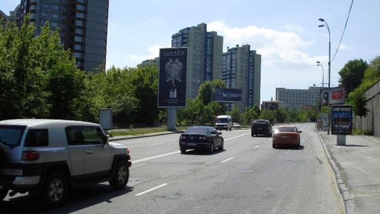 Фото рекламної площини за адресою Старонаводницкая ул., 6 Фото рекламної площини за адресою Старонаводницкая ул., 6