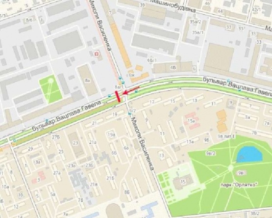 Схема рекламної площини за адресою Василенко ул., возле б-ра Лепсе, на разделителе, из центра