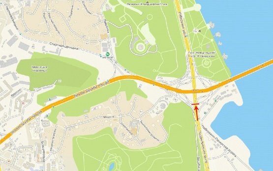 Схема рекламной плоскости по адресу Путепровод Б на пересечении Дружбы Народов  бул. и Надднепрянского шоссе (со стороны ст.м. Выдубичи) в напр-тцентру, слева