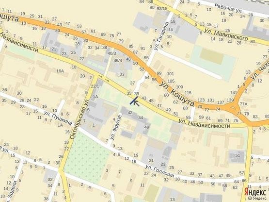 Схема рекламной плоскости по адресу вул. Незалежності, центр міста, вхід біля Універмагу, Ексім банку, напроти продуктового магазину, масове скупчення людей