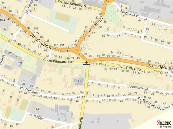 Схема рекламной плоскости по адресу вул. Незалежності, центр міста, біля страхової компанії Acsa та магазину Міленіум, автобусні зупинки, великий потік пішоходів