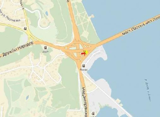 Схема рекламної площини за адресою Надднепрянское шоссе, трансп.развязка с б-м Дружбы Народов, в сторону моста Патона, из центра