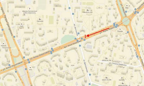 Схема рекламной плоскости по адресу Ахматовой вул., / Драгоманова вул., 13/10