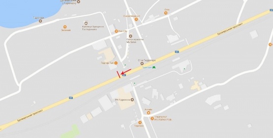 Схема рекламной плоскости по адресу Броварской пр-т, 400 м до моста Метро, в центр