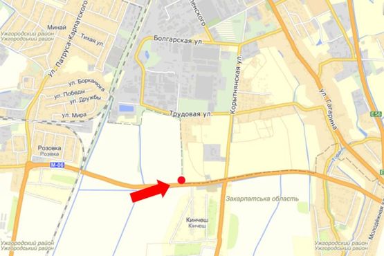 Схема рекламної площини за адресою Объездная трасса Ужгород - Киев, возле авторынка "Кинчеш"