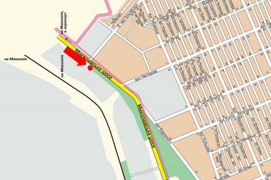 Схема рекламной плоскости по адресу Николаевское шоссе / 8-я Полевая ул., гусь, над дорогой, в центр