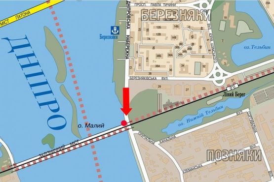 Схема рекламної площини за адресою Днепровская Набережная / мост Дарницкий, светофор, в сторону Бажана пр., левая