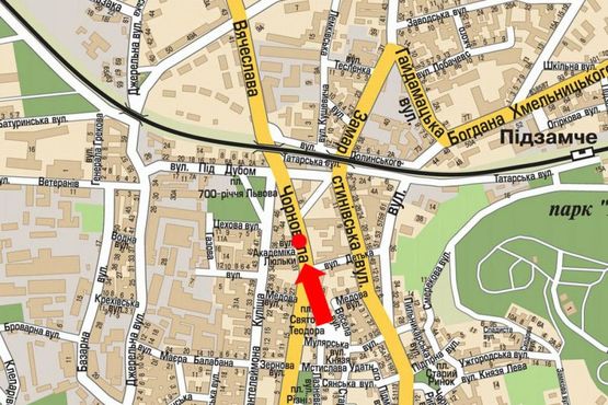 Схема рекламної площини за адресою Черновола пр., 39 / Под Дубом ул., разделитель, из центра