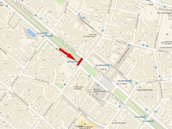 Схема рекламної площини за адресою пр-т. Д. Яворницького - вул. Короленка, ТЦ "Гранд Плаза", роллер 4х3 Схема рекламної площини за адресою пр-т. Д. Яворницького - вул. Короленка, ТЦ "Гранд Плаза", роллер 4х3