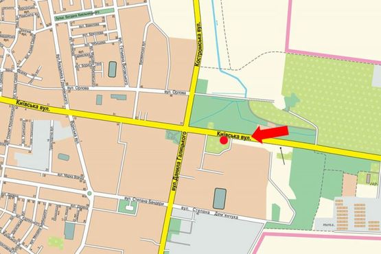 Схема рекламної площини за адресою Киевская ул., 90, между АЗС "ОККО" и автосалонами "Альтра-Авто", "Стронг-С", "Валери М", в центр